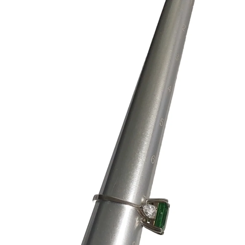 925 EMERALD & DIAMOND RING  SIZE 7 - Picture 3 of 4